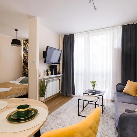 Shortstaypoland Chlodna B168 Warsaw Exterior photo